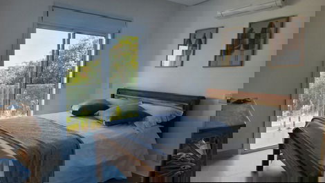 Flat 200m from the beach with sea view