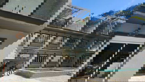 Flat 200m from the beach with sea view