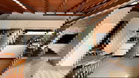 Cozinha com churrasqueira