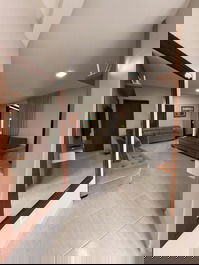 Entrada da casa + sala