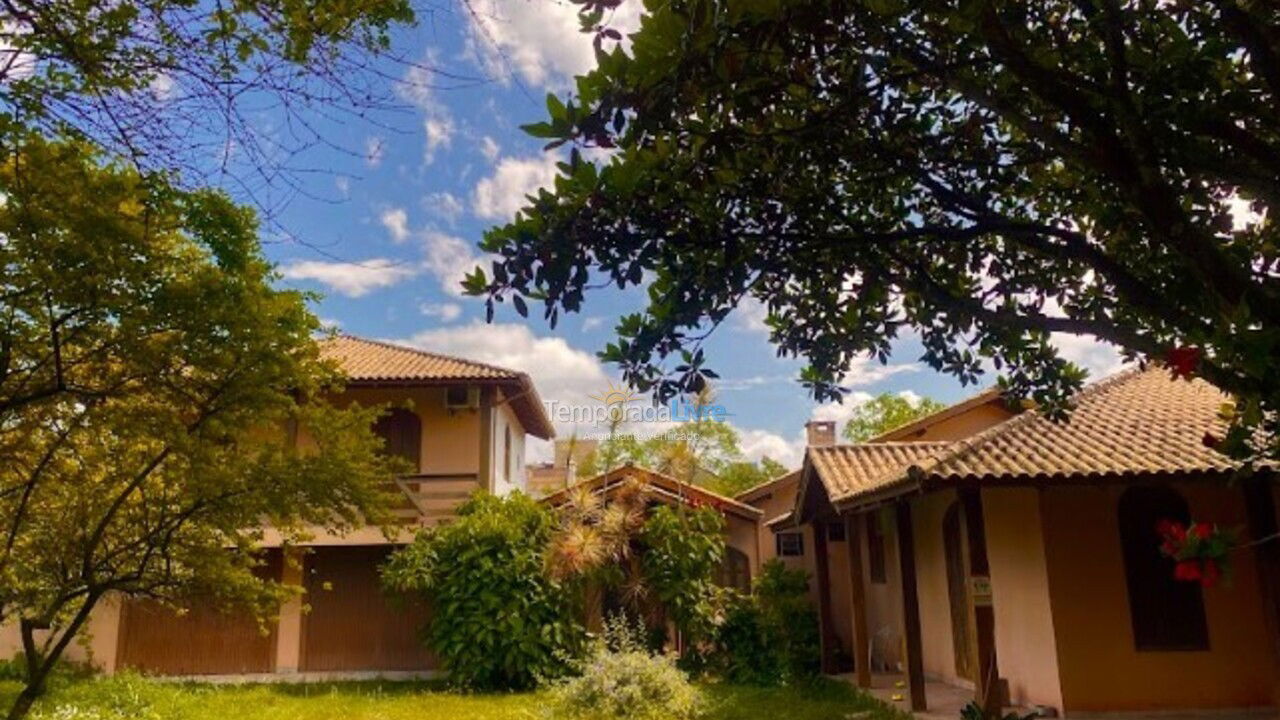House for vacation rental in Florianopolis (Campeche)