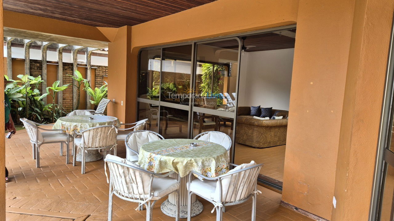 Casa para aluguel de temporada em Guarujá (Praia do Pernambuco)