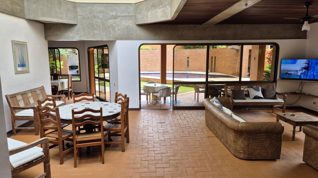 Casa para aluguel de temporada em Guarujá (Praia do Pernambuco)