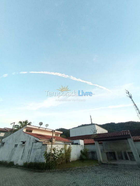 Casa para aluguel de temporada em Ubatuba (Saco da Ribeira)