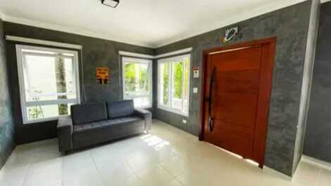 Hermosa casa en condominio disponible para alquiler.