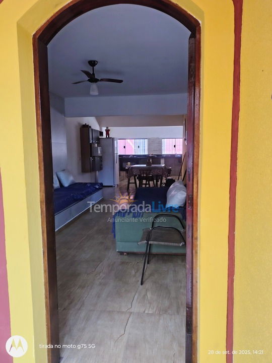 Casa para aluguel de temporada em Caraguatatuba (Praia da Cocanha)