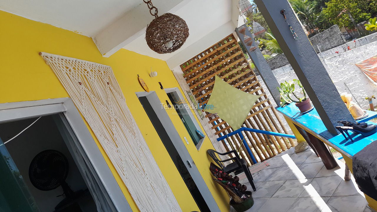 Casa para aluguel de temporada em Ilhéus (Bairro Olivença Condomínio Parque de Olivenca)