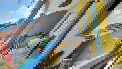 Casa inteira, piscina, churrasq. Wi Fi, 150m praia, acomoda 12