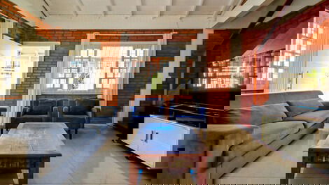 Excelente Casa con Piscina