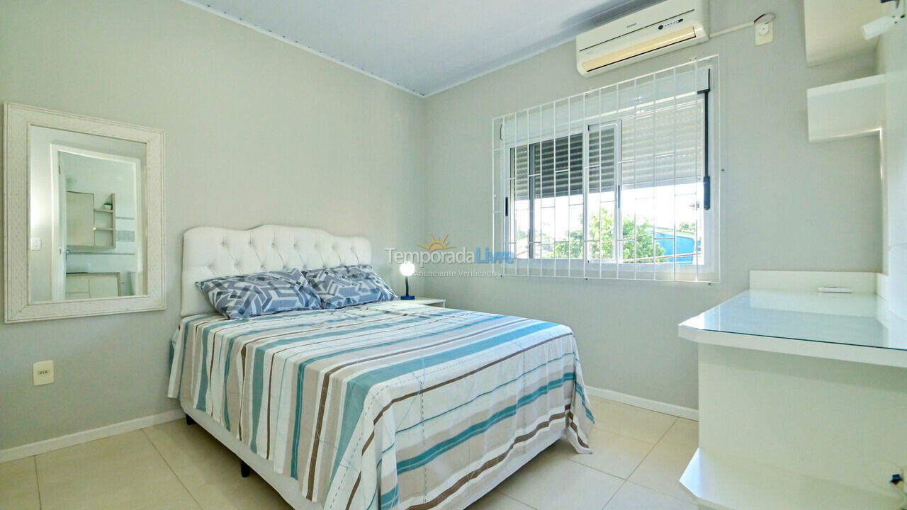 Casa para alquiler de vacaciones em Florianópolis (Ponta das Canas)