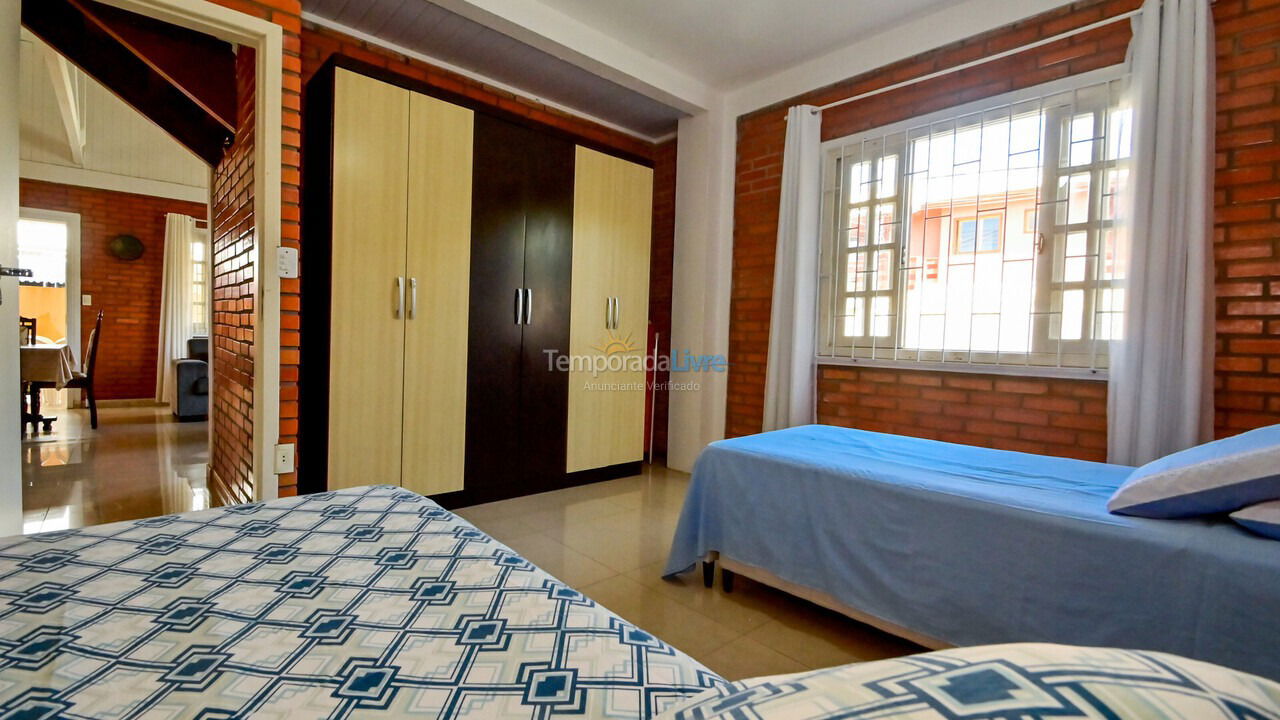 Casa para alquiler de vacaciones em Florianópolis (Ponta das Canas)