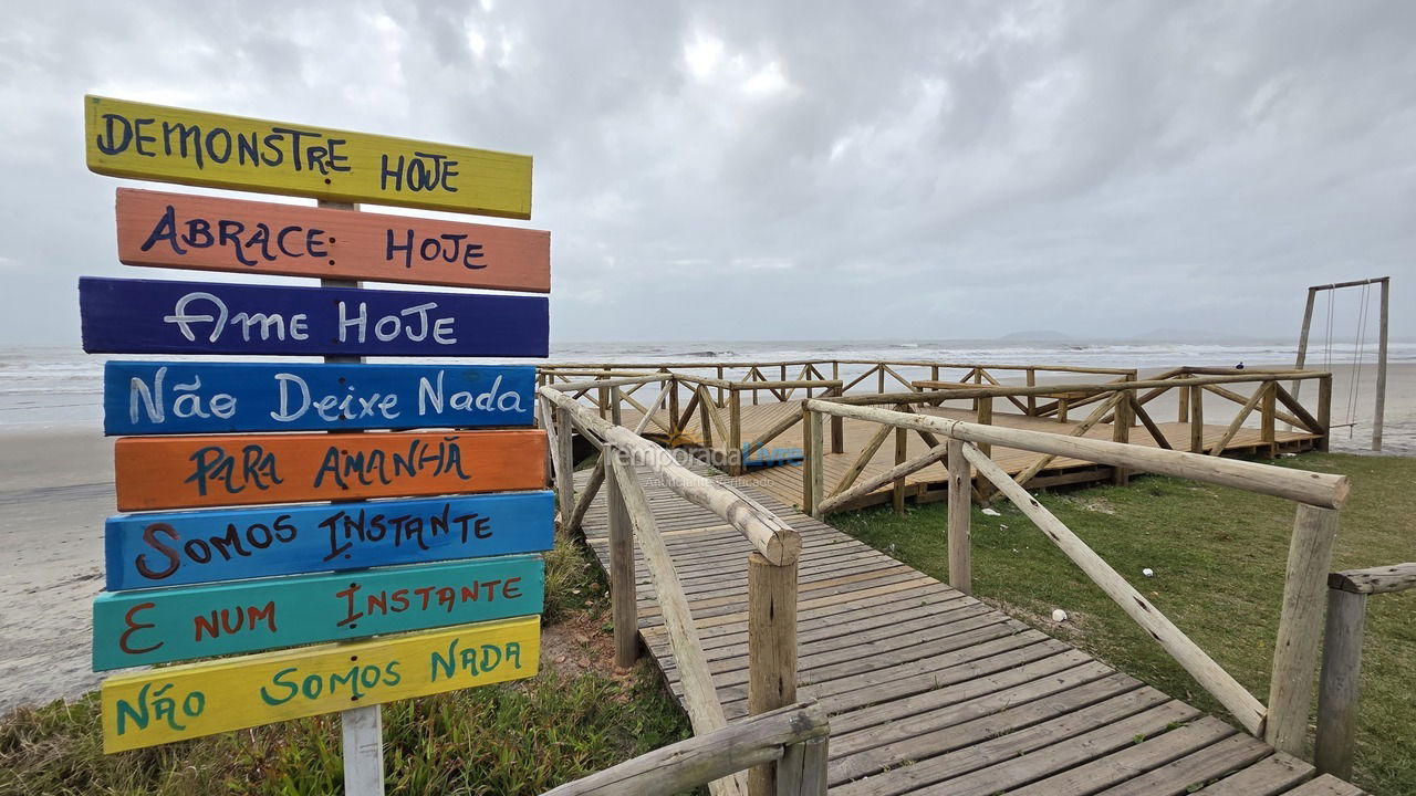 Casa para aluguel de temporada em Itapoá (Itapema do Norte)