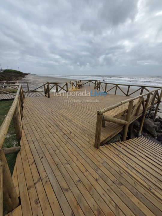 Casa para aluguel de temporada em Itapoá (Itapema do Norte)