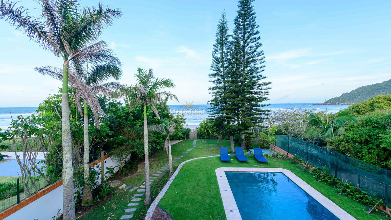 Casa para aluguel de temporada em Florianópolis (Brava)