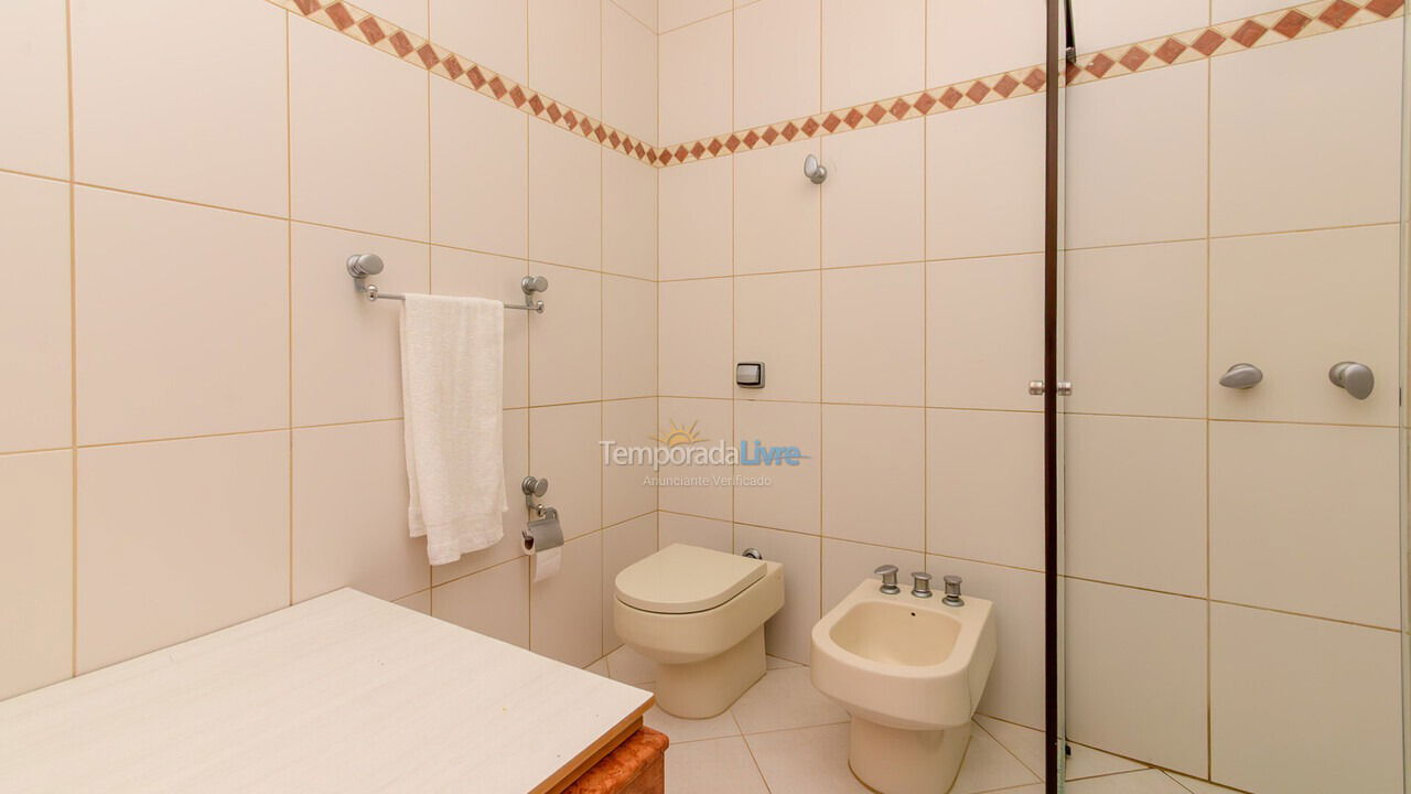 Casa para aluguel de temporada em Florianópolis (Brava)