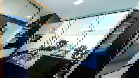 Huge house with pool, pool & gourmet area