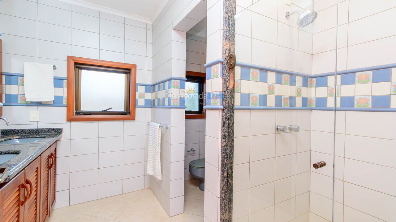 Casa para aluguel de temporada em Florianópolis (Brava)