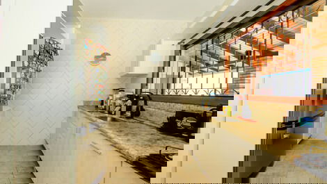 Huge house with pool, pool & gourmet area