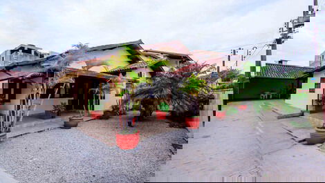 Excelente Casa para aluguel de temporada em Ingleses,...