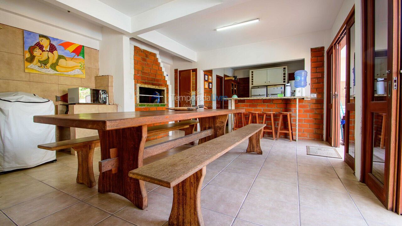 Casa para alquiler de vacaciones em Florianopolis (Praia dos Ingleses)