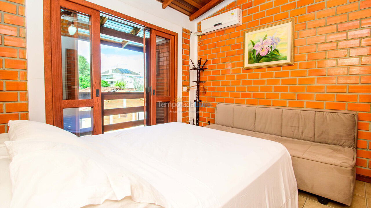 Casa para alquiler de vacaciones em Florianopolis (Praia dos Ingleses)