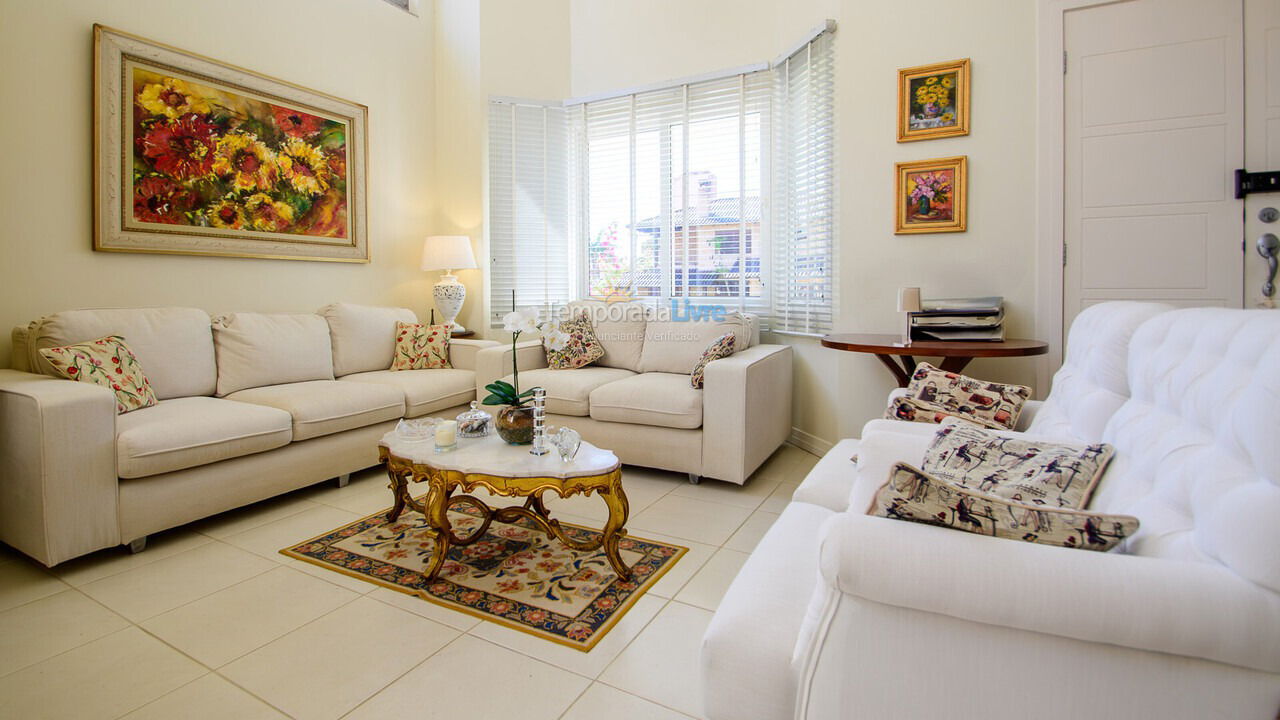 Casa para aluguel de temporada em Florianopolis (Jurerê Internacional)