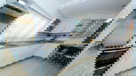 Excelente Casa para aluguel de temporada em Jurerê Internacional,...