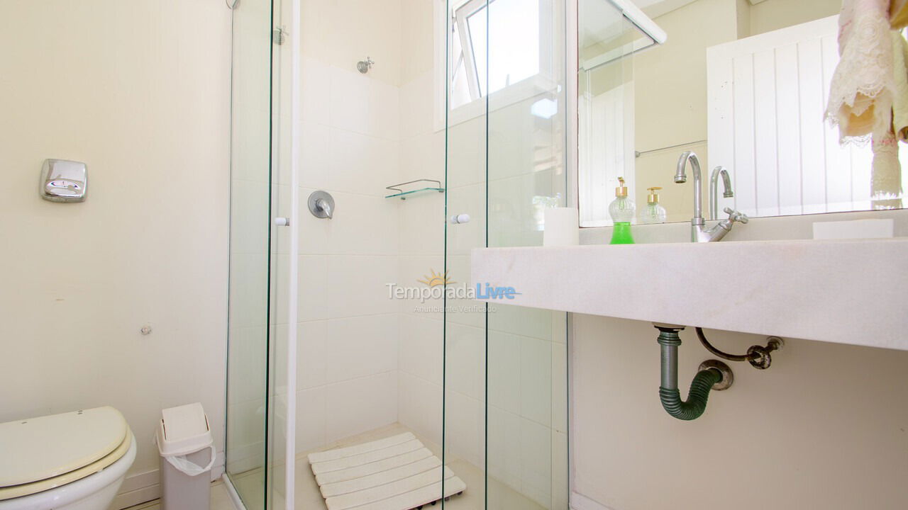 Casa para aluguel de temporada em Florianopolis (Jurerê Internacional)