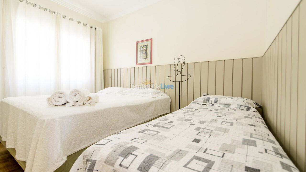 Casa para aluguel de temporada em Florianopolis (Jurerê Internacional)