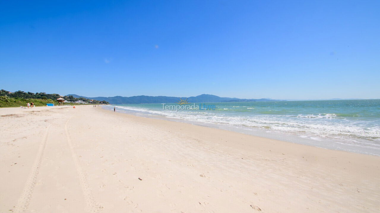 Casa para aluguel de temporada em Florianopolis (Jurerê Internacional)