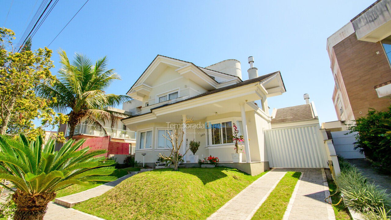 Casa para aluguel de temporada em Florianopolis (Jurerê Internacional)