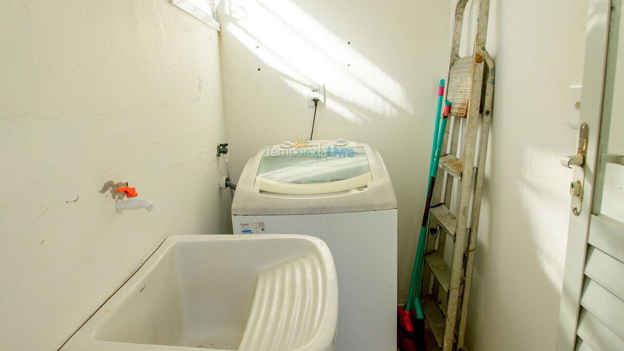 Apartamento para aluguel de temporada em Florianópolis (Lagoinha)