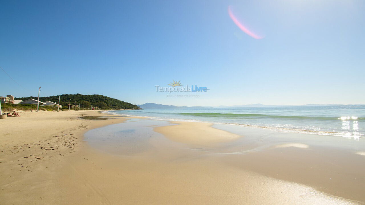 Apartamento para aluguel de temporada em Florianópolis (Lagoinha)