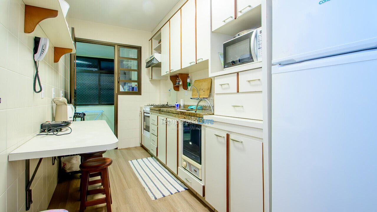 Apartamento para aluguel de temporada em Florianópolis (Brava)