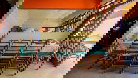 Large house with sea view, garden, 5 bedrooms with air, 50 meters from the sea