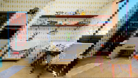 Large house with sea view, garden, 5 bedrooms with air, 50 meters from the sea