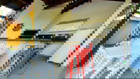 Excelente Casa para aluguel de temporada em Daniela, Florianópolis,...