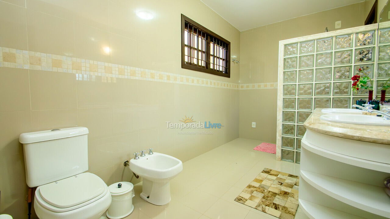 Casa para aluguel de temporada em Florianopolis (Daniela)