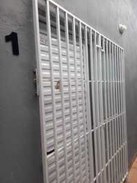 Kitenet completo en Tirirical a 5 minutos del aeropuerto y estación de autobuses