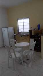 Kitenet completo en Tirirical a 5 minutos del aeropuerto y estación de autobuses