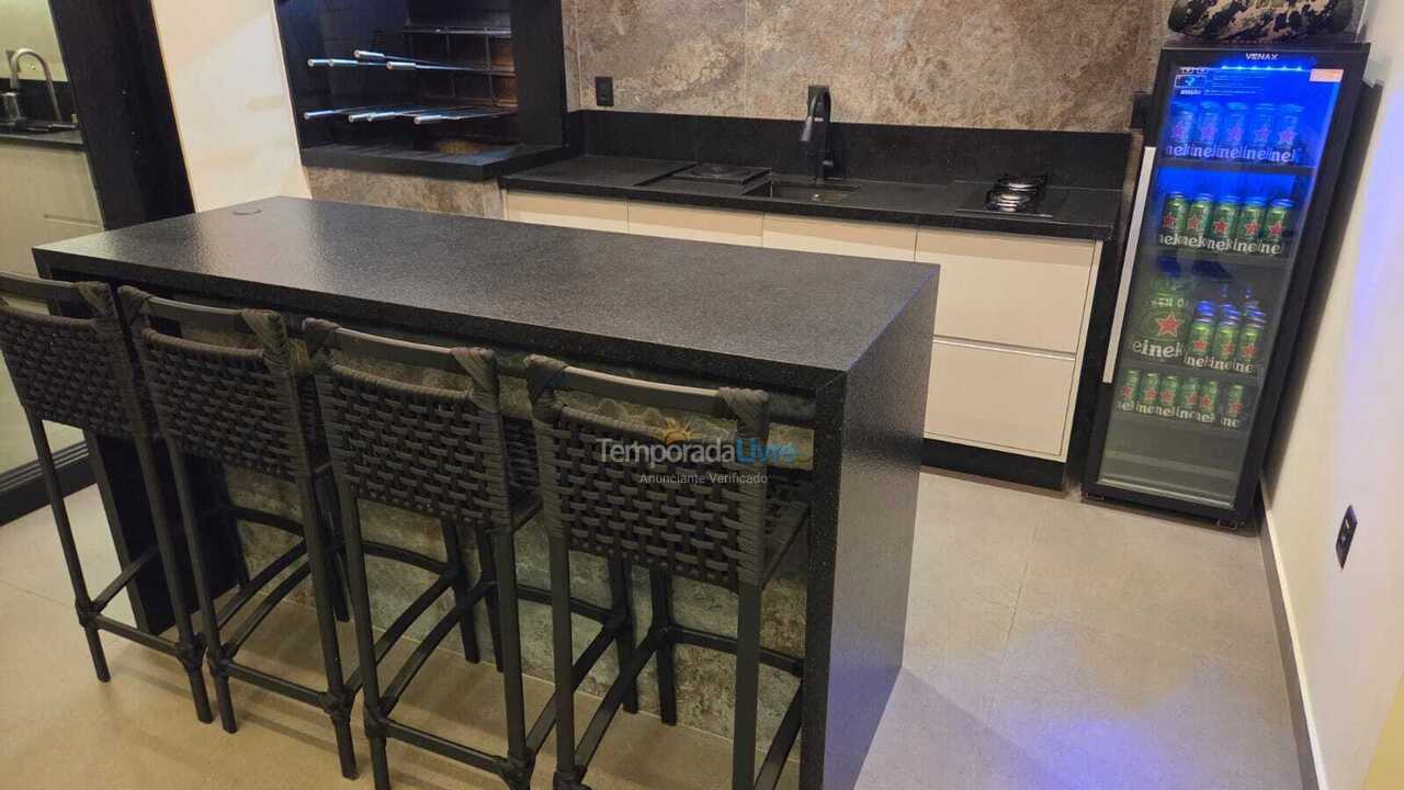 Casa para aluguel de temporada em Itapoá (Itapema do Norte)