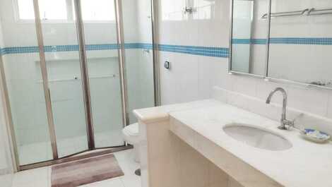 Guarujá -SP/Frente ao mar, 03 suítes, Feriado disponível!!!