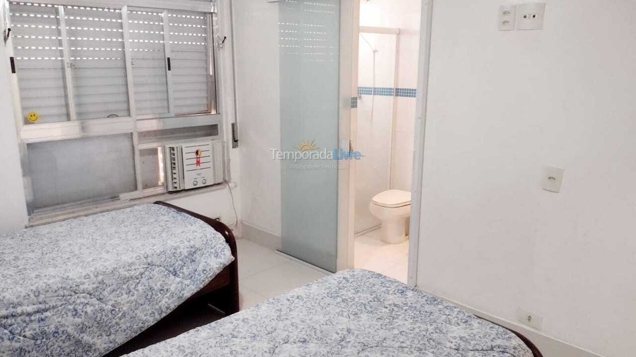 Apartamento para aluguel de temporada em Guarujá (Pitangueiras)