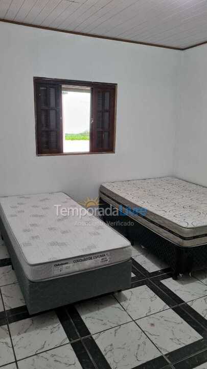 Casa para aluguel de temporada em Ubatuba (Praia do Lázaro)