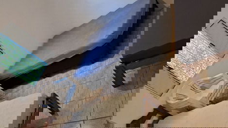 Super airy and tree-filled single-story house