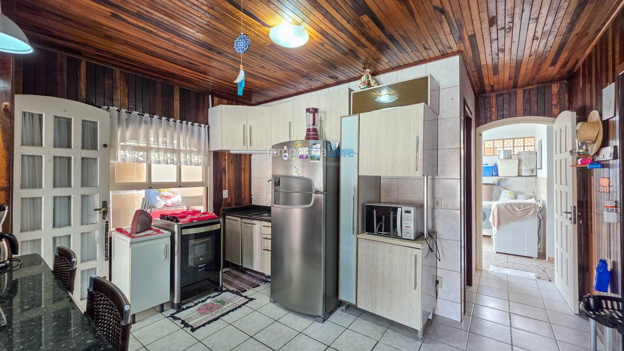 Casa para aluguel de temporada em São Francisco do Sul (Prainha)