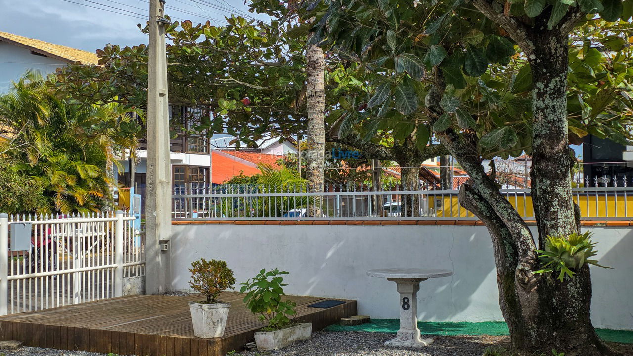 Casa para aluguel de temporada em São Francisco do Sul (Prainha)