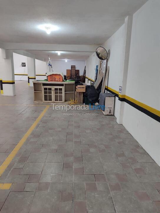 Apartamento para aluguel de temporada em Itapema (Meia Praia)