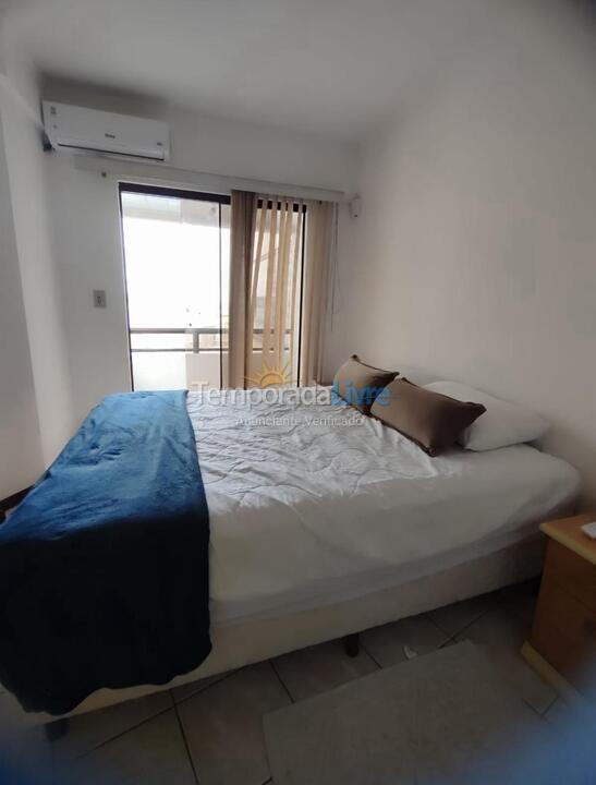Apartamento para aluguel de temporada em Itapema (Meia Praia)