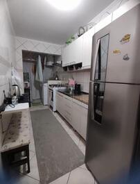 Frente Avenida e Vista Mar